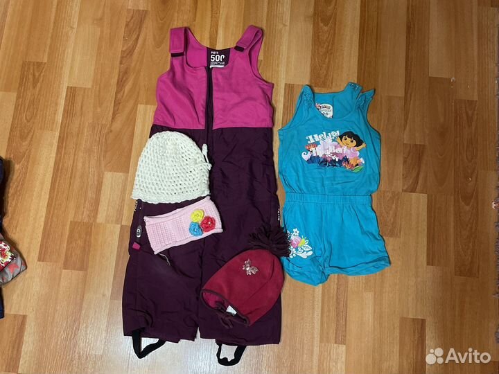 Пакетом одежда для девочки
