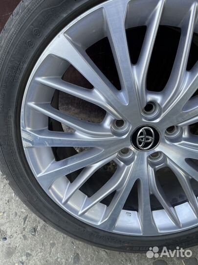 Комплект колес R18 Camry V70