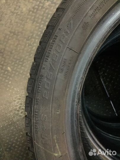 Goodyear Vector 4Seasons 205/50 R17