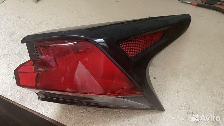 Фонарь внешний LED задний правый Lexus nx 2019