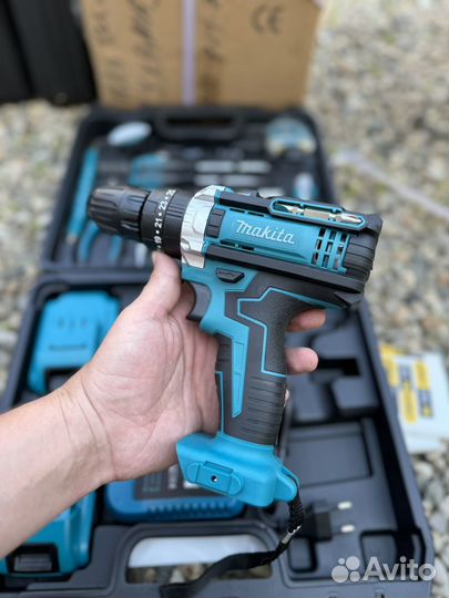 Шуруповерт makita