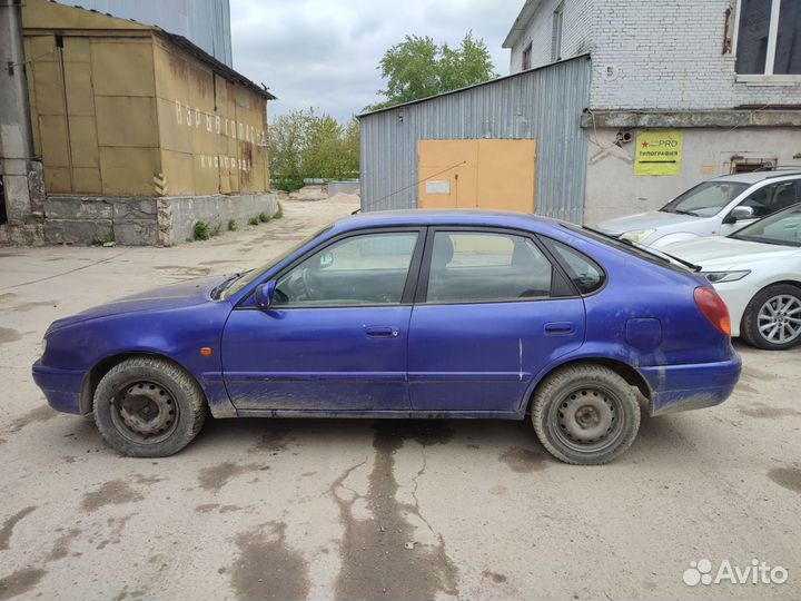 Toyota Corolla 1.3 MT, 1999, 360 200 км