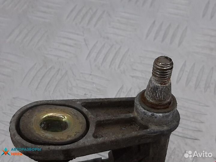 Механизм стеклоочистителя (трапеция дворников)