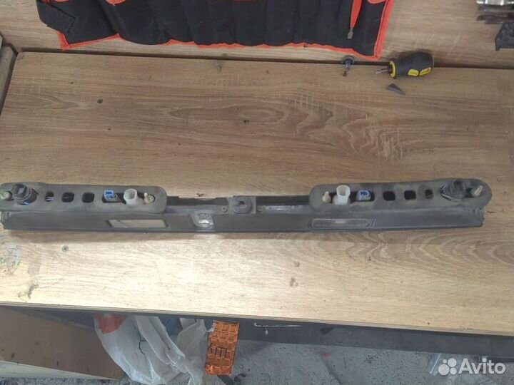 Планка подсветки номера BMW E65/E66