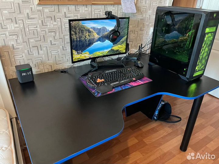 Игровой монитор Samsung