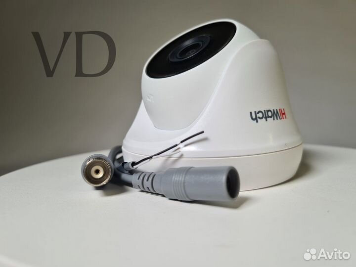 HD-TVI видеокамера HiWatch DS-T133 1MP