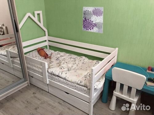 Софа из натурального дерева Домик для малыша с бор