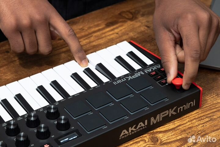 Midi клавиатура akai mpk mini mk3
