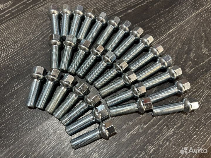 Удлинённые Болты колесные VAG под проставки