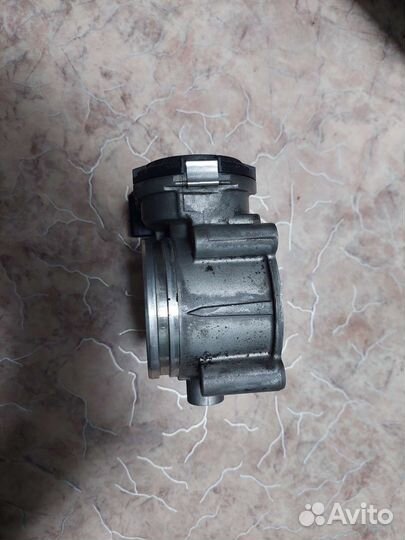 Дроссельная заслонка audi A6 C6 078133062C
