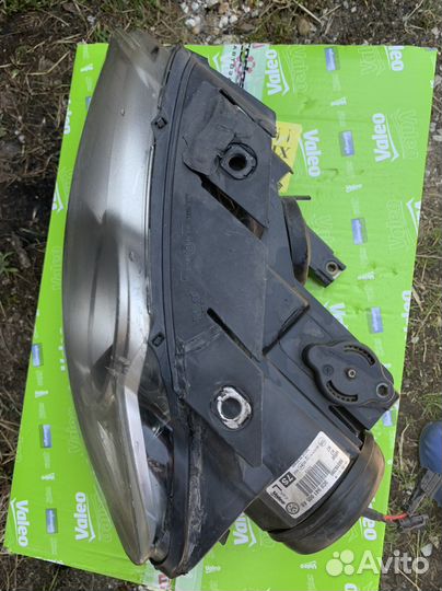 Фары (оригинал) volkswagen passat b6