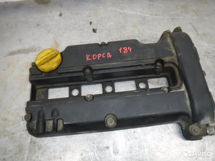 Крышка двигателя Opel Corsa D Z12XEP 2007