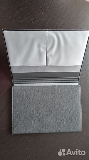 Обложка Omoda для автодокументов