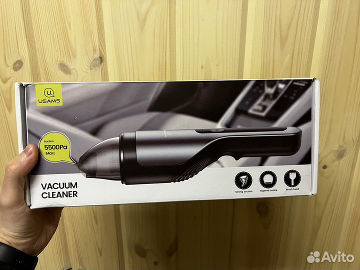 Автомобильный пылесос