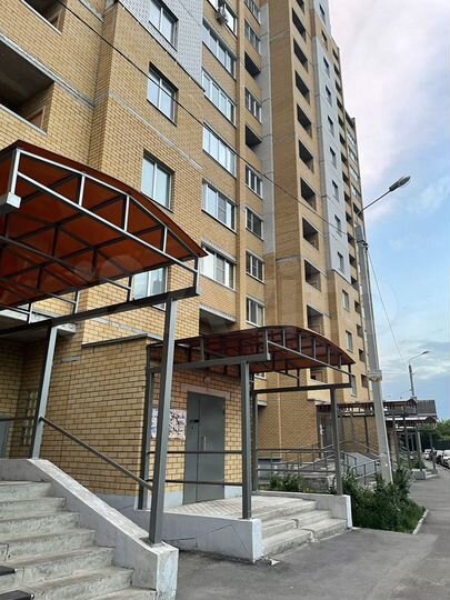 2-к. квартира, 71 м², 2/16 эт.