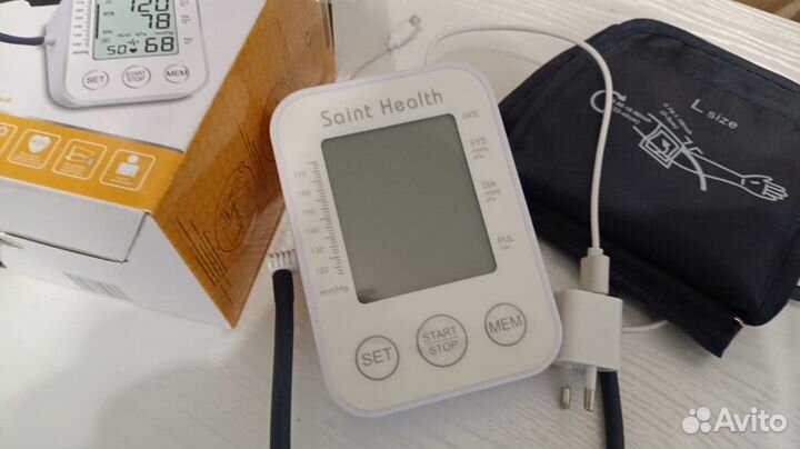 Автоматический тонометр бренда Saint Health