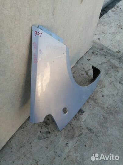 Крыло переднее правое Mitsubishi Colt Z21A