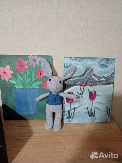 Вязанный зайчик