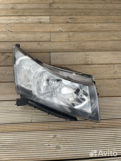 Фара передняя правая chevrolet cruze