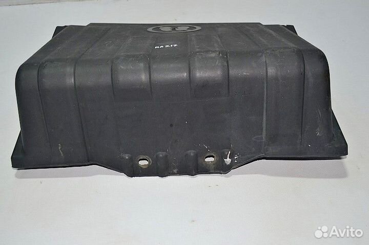 Крышка аккумуляторного ящика MAN TGA 18.480 (01.00