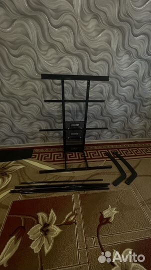 Стеклянная тумба тв