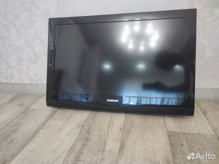 Телевизор samsung