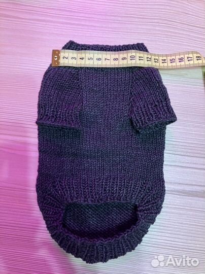 Красивые вязаные свитера для кошек и собак