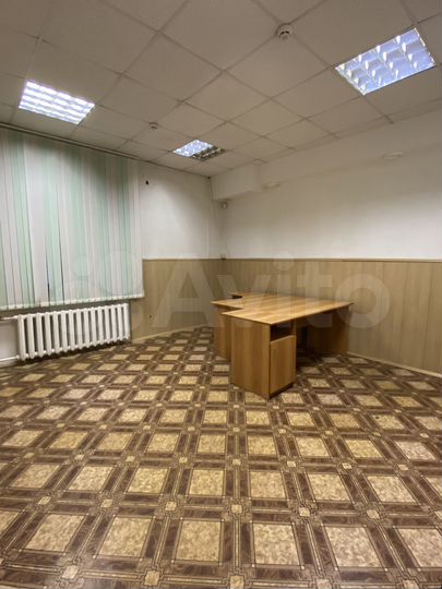 Офисное помещение с отдельным входом, 115.7 м²