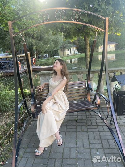 Комбинезон вечерний 44