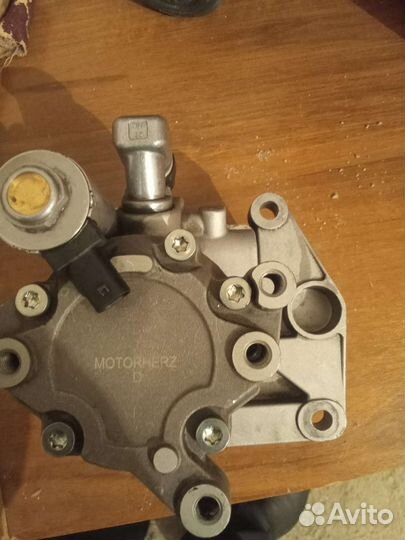 Продам Гур на Мерседес 212. объем двигателя 3.5