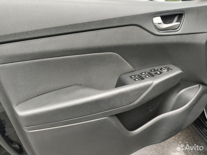 Hyundai Solaris 1.6 AT, 2017, 111 903 км