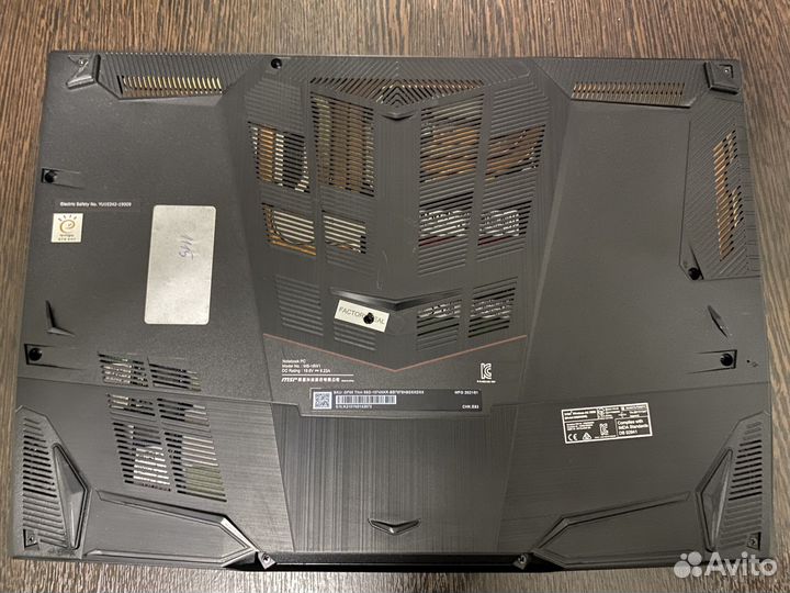 Игровой ноутбук msi GH65 thin 9SD