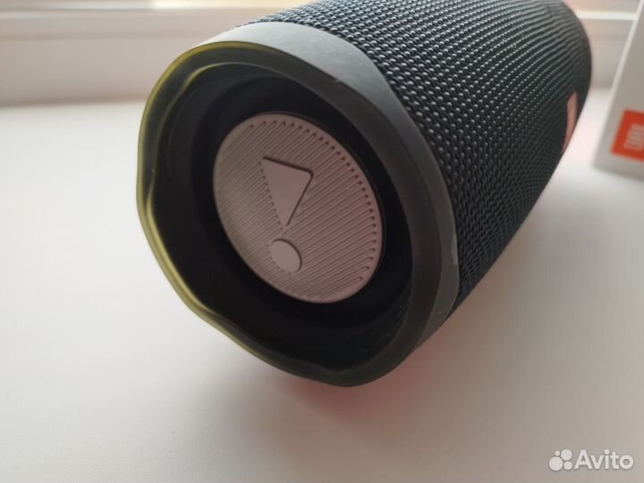 Портативная колонка JBL charge 4