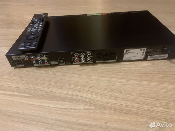 DVD плеер LG dks9500