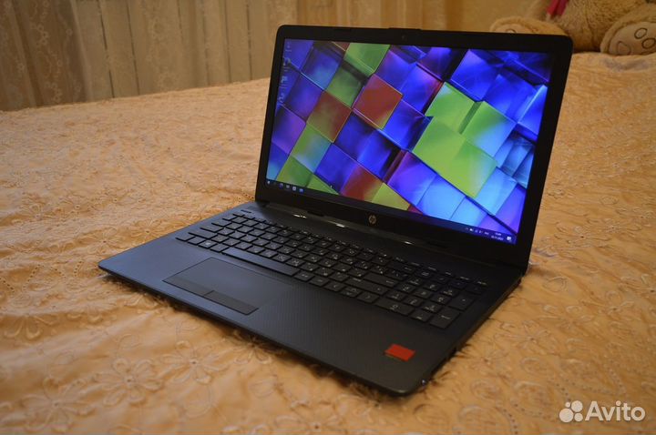Суперновый ноутбук HP для обучения, работы