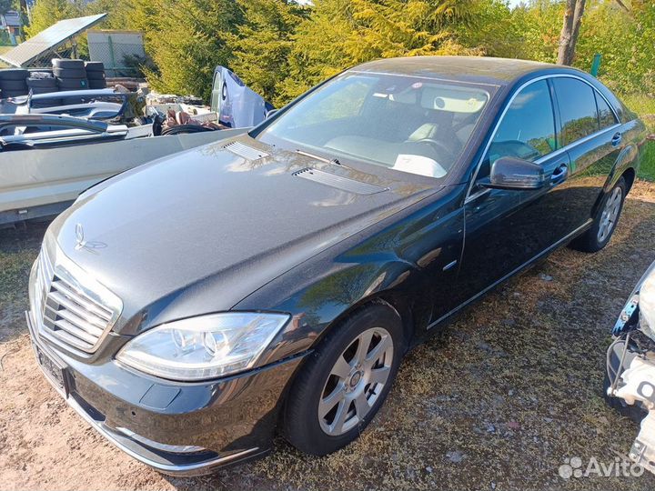 Mercedes-Benz S W221 2005-2013 на запчасти
