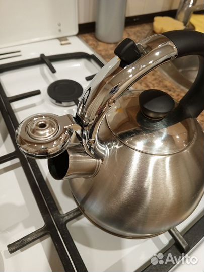 Чайник со свистком