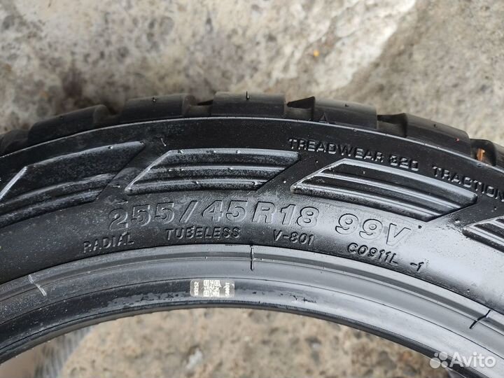 Yokohama AVS S/T type-1 V801 255/45 R18 99V