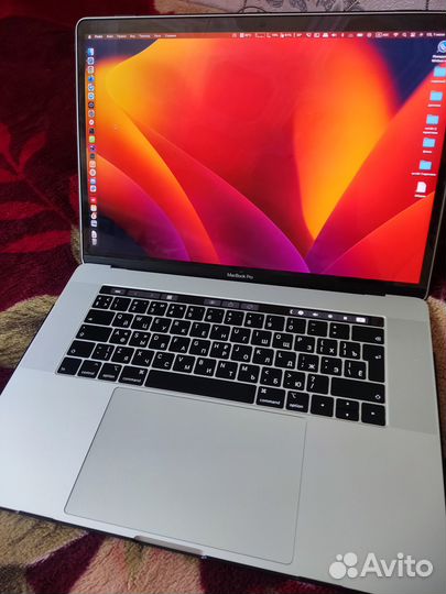 MacBook pro 15 2018 i7 / 16 / 512 / 284 цикла