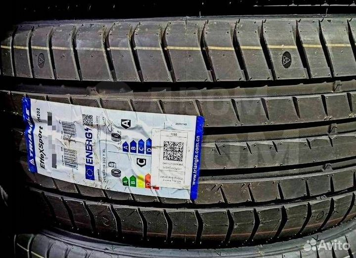 Triangle EffeXSport TH202 245/50 R20 105V