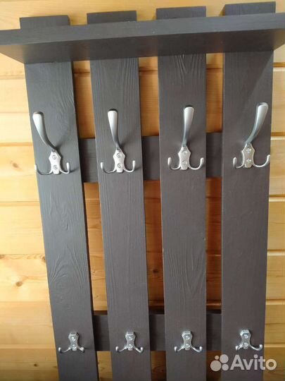 Вешалка настенная в прихожую