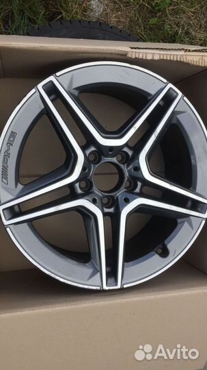 Диск литой Mercedes AMG R18