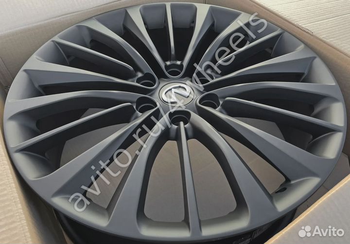 Диски на Инфинити QX56 QX80 R22