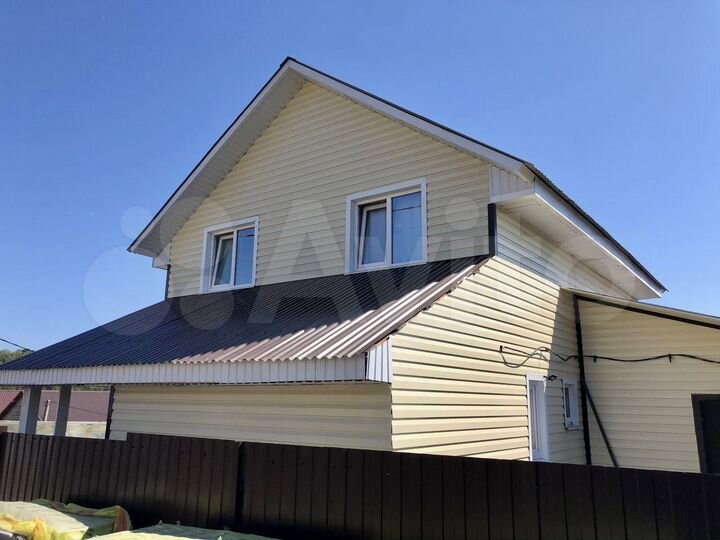 Коттедж 100 м² на участке 6 сот.