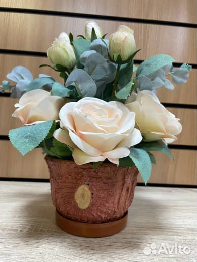Искусственные цветы растения в горшках для декора