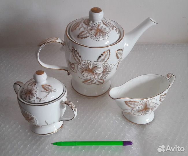 Чайник, сахарница, молочник Lefard England Collect