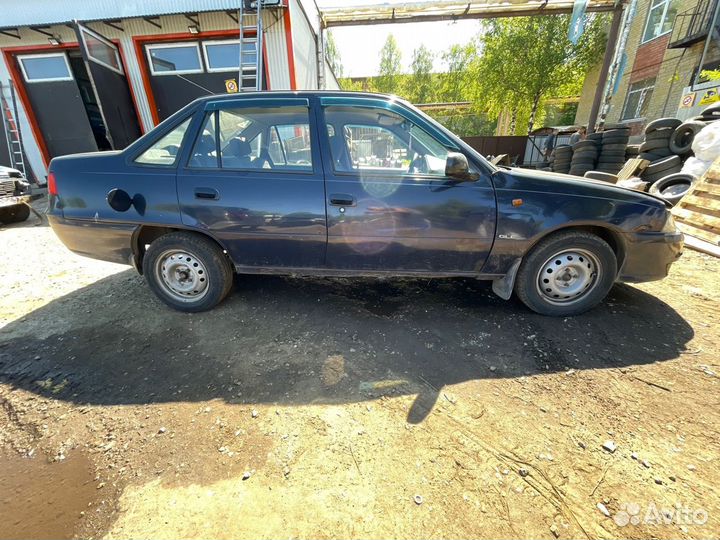 В разборе Daewoo Nexia N150 F16D3