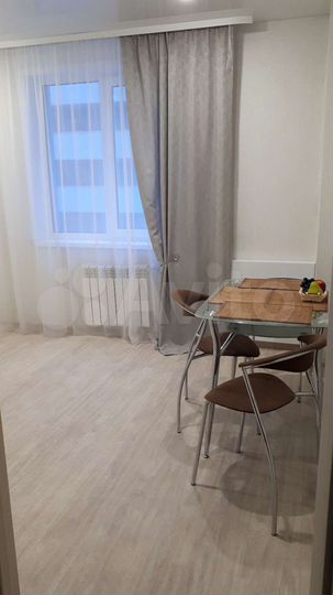 2-к. квартира, 67 м², 6/17 эт.