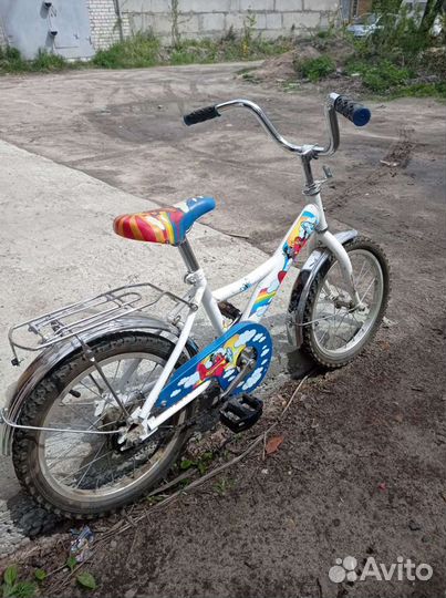 Велосипед детский 4 х колесный