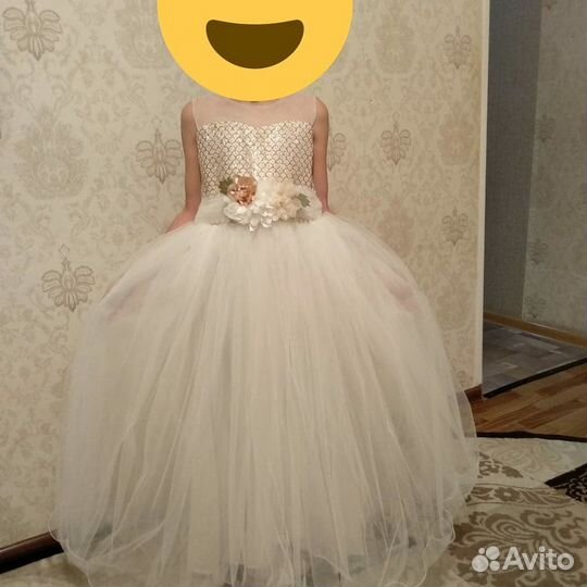 Платье